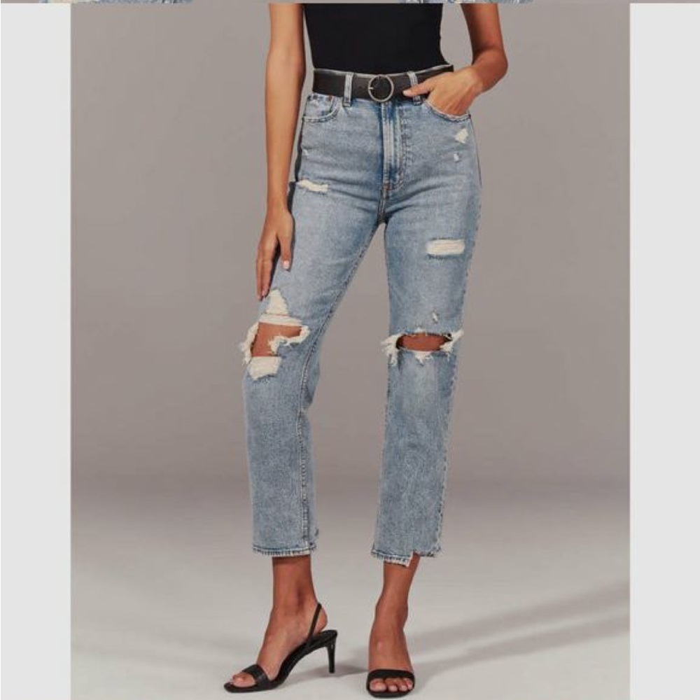 Abercrombie Ultra High Rise Ankle Straight Jeans